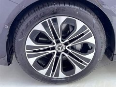 Mercedes-Benz E-Class E 300 L Fashionable and Sporty - фото 12