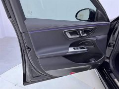 Mercedes-Benz E-Class E 300 L Fashionable and Sporty - фото 17