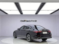 Mercedes-Benz E-Class E 300 L Fashionable and Sporty - фото 3