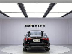 Mercedes-Benz E-Class E 300 L Fashionable and Sporty - фото 4