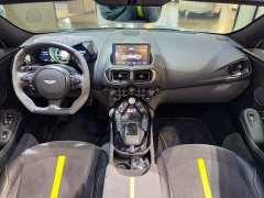Aston Martin V8 Vantage 4.0T V8 F1 Edition Roadster - фото 11