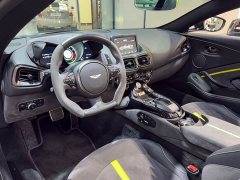 Aston Martin V8 Vantage 4.0T V8 F1 Edition Roadster - фото 12