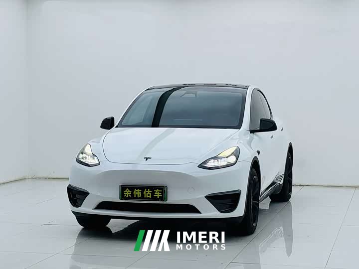 Tesla Model Y Edition