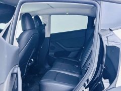 Tesla Model Y Edition - фото 13