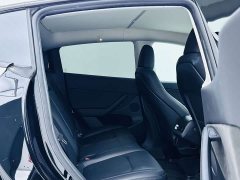 Tesla Model Y Edition - фото 15
