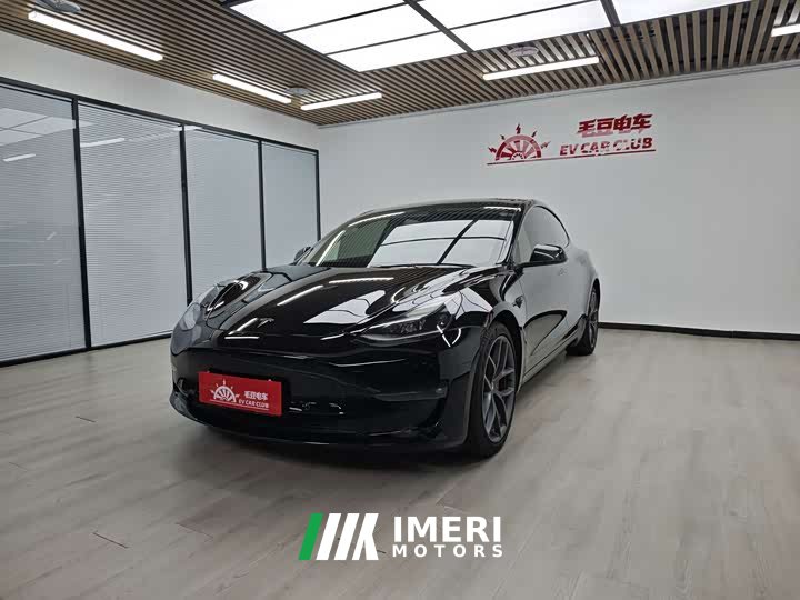 Tesla Model 3 PerformancePerformance Edition - автомобиль из Китая