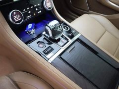 Jaguar XFL 2.0T P250 two-wheel drive exclusive luxury version - фото 12