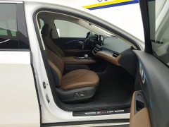 Hongqi E-QM5 620km PLUS - фото 7