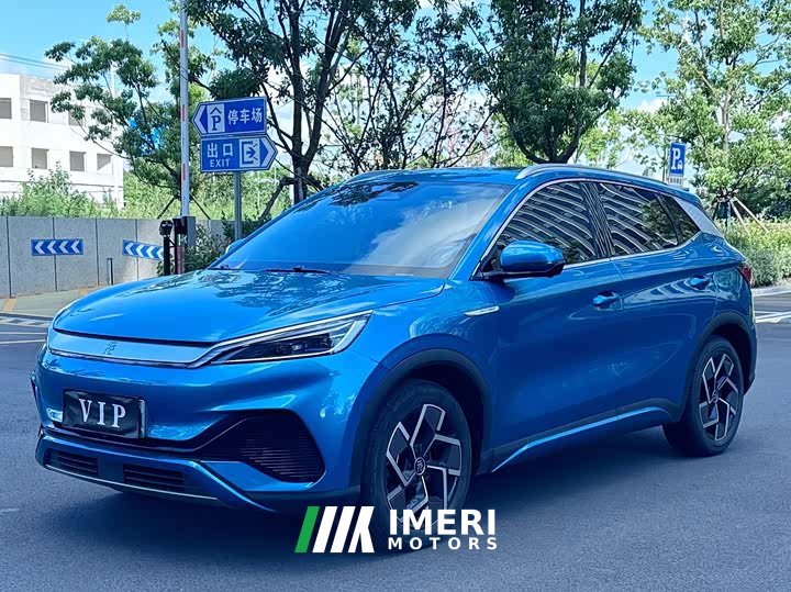BYD PLUS 550Pro Edition - автомобиль из Китая