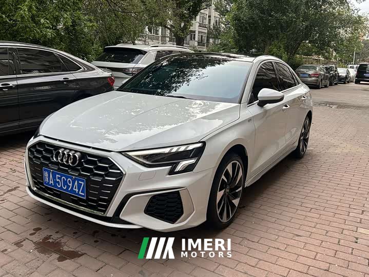 Audi A3 A3L Limousine 35 TFSI Fashion Sport - автомобиль из Китая