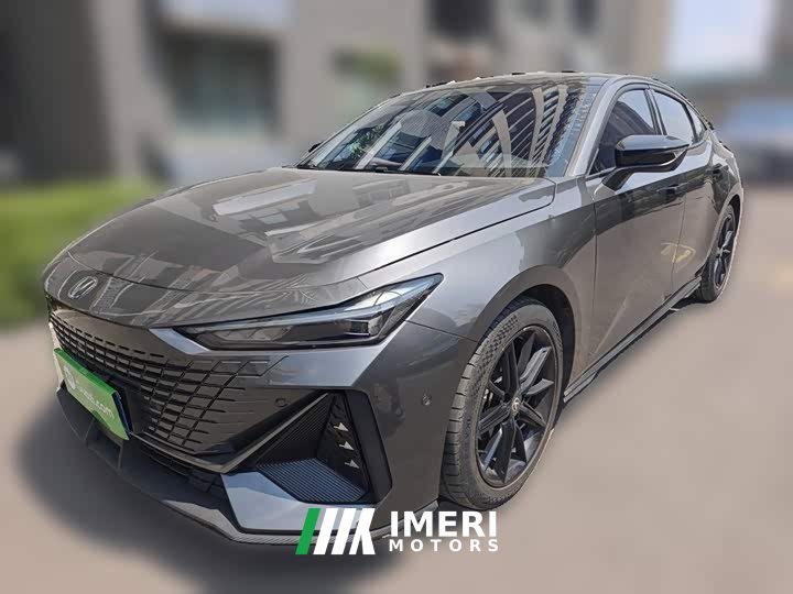 Changan UNI-V 1.5T Version - автомобиль из Китая