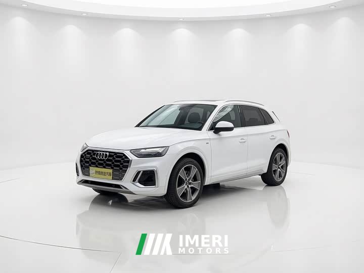 Audi Q5L 45T Luxury Version - автомобиль из Китая