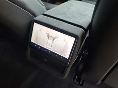 Tesla Model 3 rear-wheel drive version - фото 16