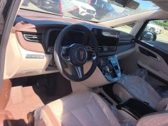 Hongqi HQ9 PHEV 2.0T AWDLuxury Edition - фото 12