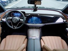 Mercedes-Benz E 300 L Luxury Version - фото 16