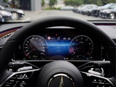 Mercedes-Benz E 300 L Luxury Version - фото 9