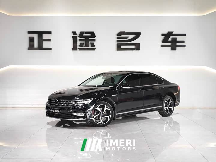 Volkswagen Magotan 2 Million Edition 330TSI DSG Luxury - автомобиль из Китая