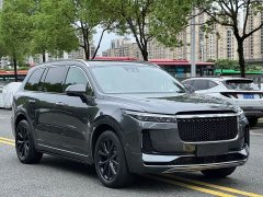 Li Auto ONE Extended-Range 6-Seater - фото 1