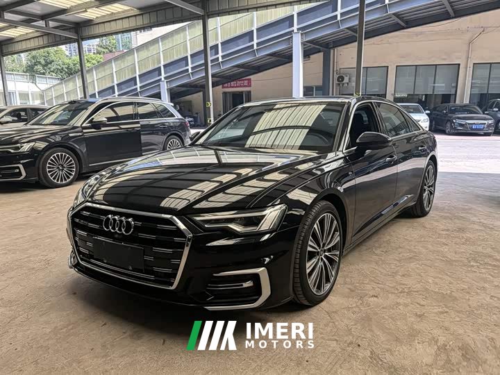 Audi A6L 45 TFSI Version - автомобиль из Китая