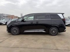 Denza D9 DM-i smart driving version 1020 four-wheel drive exclusive - фото 3