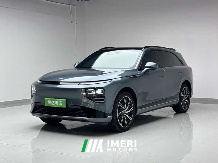 Xpeng G9 702 Max - автомобиль из Китая