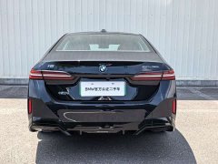 BMW i5 eDrive 35L M - фото 8
