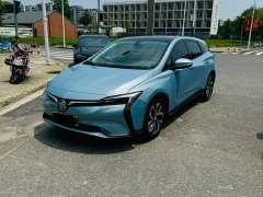 Tesla Model Y rear-wheel drive version - фото 1