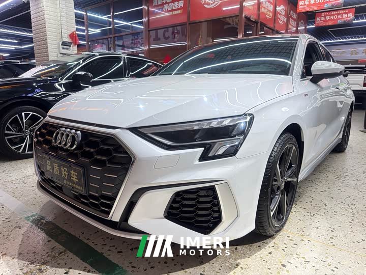 Audi A3 Sportback 35 TFSI Fashion Version - автомобиль из Китая
