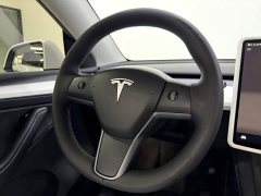 Tesla Model Y Edition - фото 13