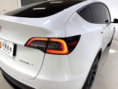 Tesla Model Y Edition - фото 7