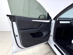 Tesla Model Y Edition - фото 8