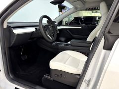 Tesla Model Y Edition - фото 9