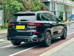 BMW X5 xDrive30i M - фото 4