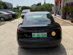 Tesla Model 3 rear-wheel drive version - фото 12