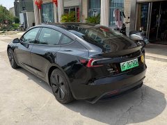Tesla Model 3 rear-wheel drive version - фото 8