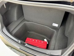 Tesla Model 3 Edition - фото 20