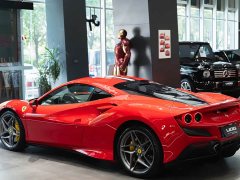 Ferrari F8 Tributo 3.9T V8 - фото 12