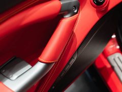 Ferrari F8 Tributo 3.9T V8 - фото 19