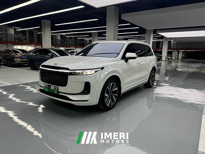 Li Auto ONE Extended-Range 6-Seater - автомобиль из Китая