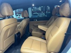 Li Auto ONE Extended-Range 6-Seater - фото 7