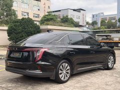 Hongqi E-QM5 560km PLUS - фото 4