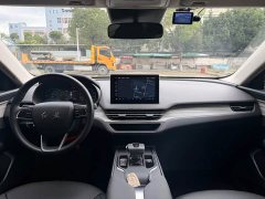 Hongqi E-QM5 560km PLUS - фото 8