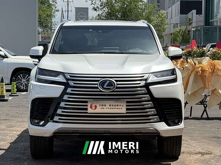 Lexus LX 600 7-seat Luxury American version - автомобиль из Китая