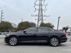 Volkswagen Passat 330TSI Deluxe Edition - фото 8