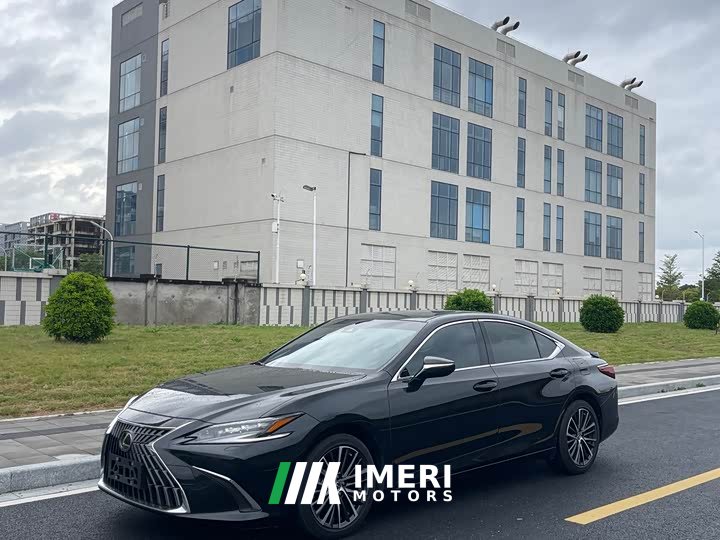 Lexus ES 300h Edition