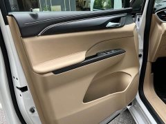 Buick GL8 Land Business Class Comfort DG Edition - фото 4