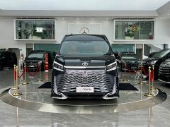 Toyota Hiace 3.5L Automatic - фото 2