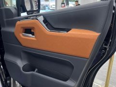 Toyota Hiace 3.5L Automatic - фото 6