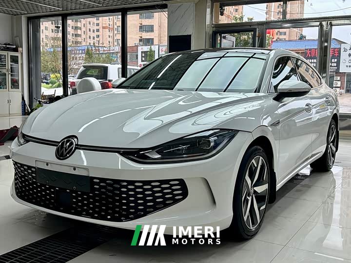 Lynk & Co Lingdu 2022 Lingdu L 280TSI DSG Hot Edition - автомобиль из Китая