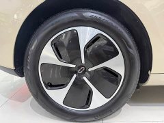 AITO M5 BEV RWD Standard Edition - фото 12